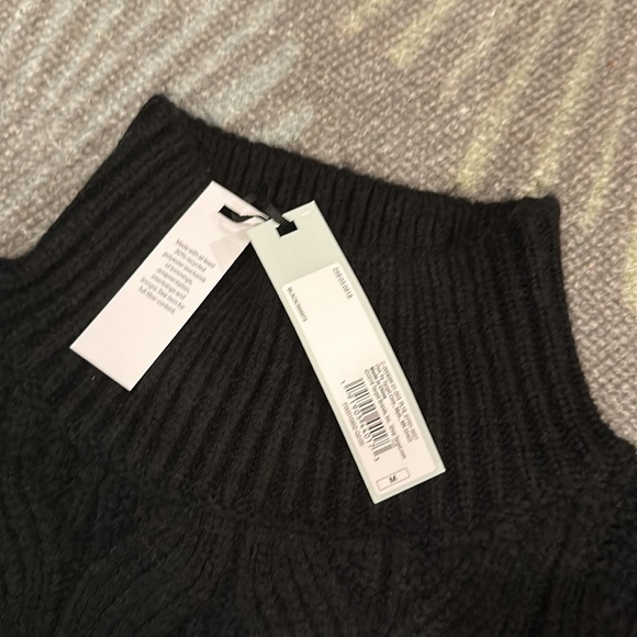 MOCK NECK BALLOON SLEEVE BLACK SWEATER SZ MEDIUM - Picture 4 of 8